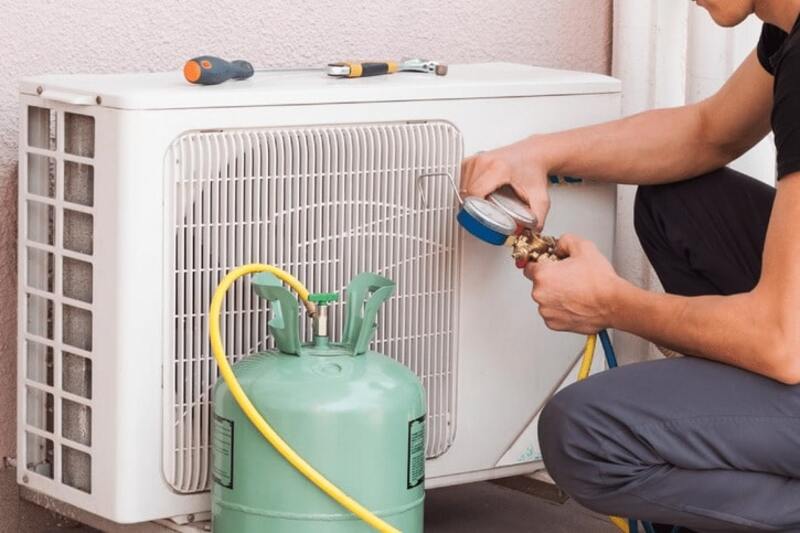 điều hoà Daikin nháy đèn vàng