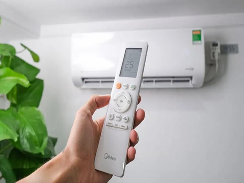 remote máy lạnh không tắt được